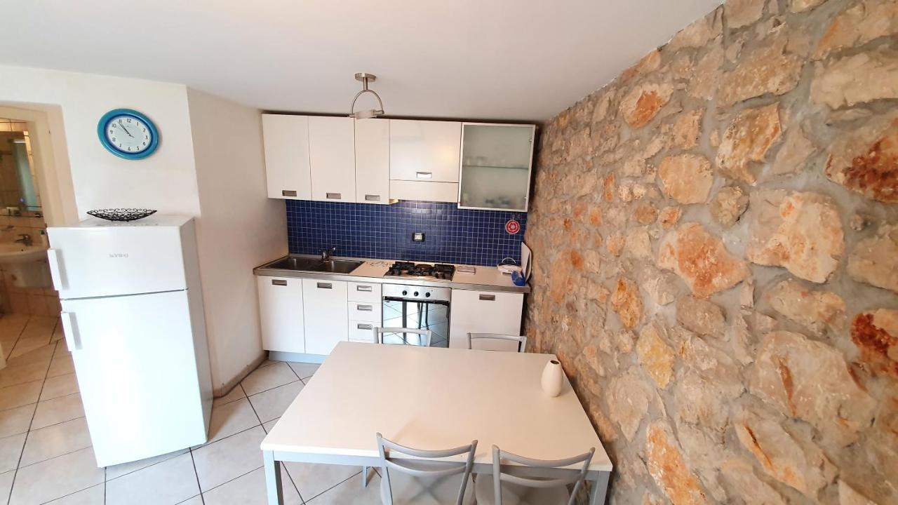 Apartments Villa Ernesta Ровинь Экстерьер фото