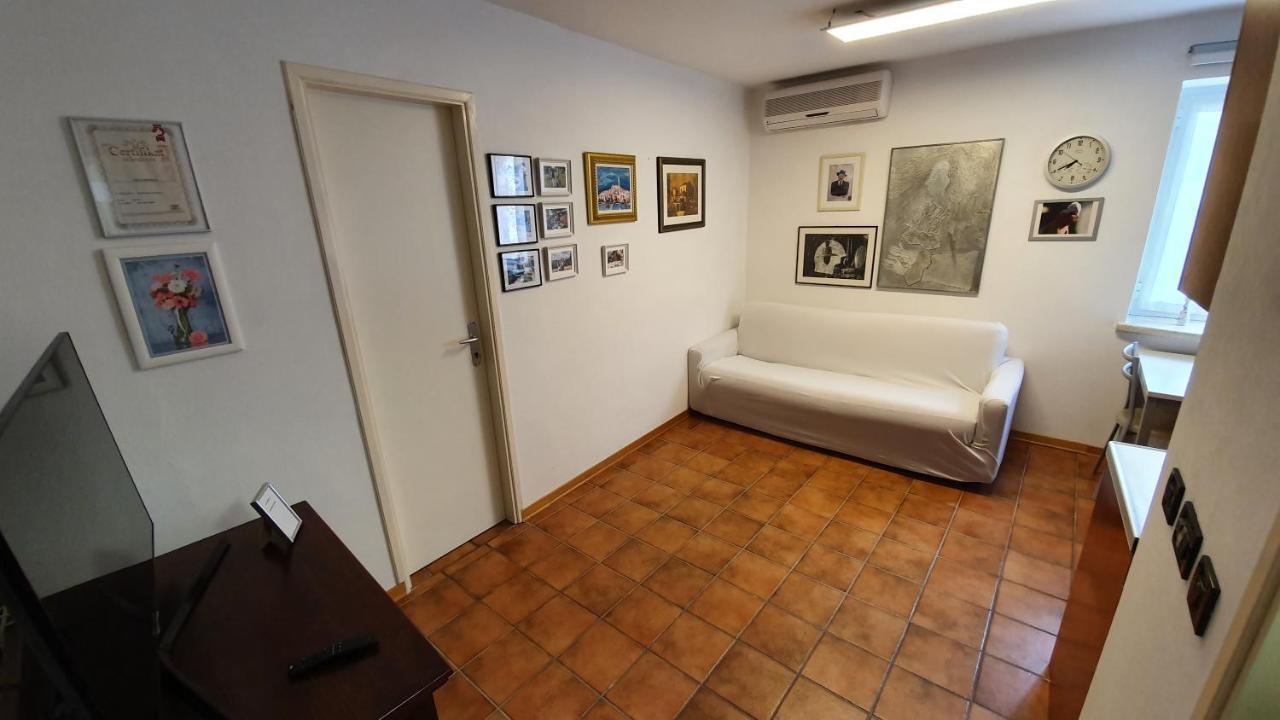 Apartments Villa Ernesta Ровинь Экстерьер фото